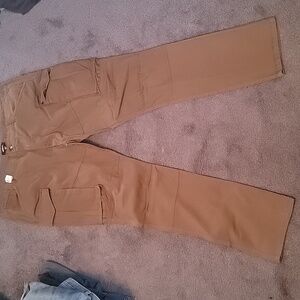 EUC Nova Men Cargo pants 42